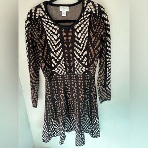 Carmen Marc Valvo Fit & Flare Black Cream Tan Sweater Dress Size Small Petite